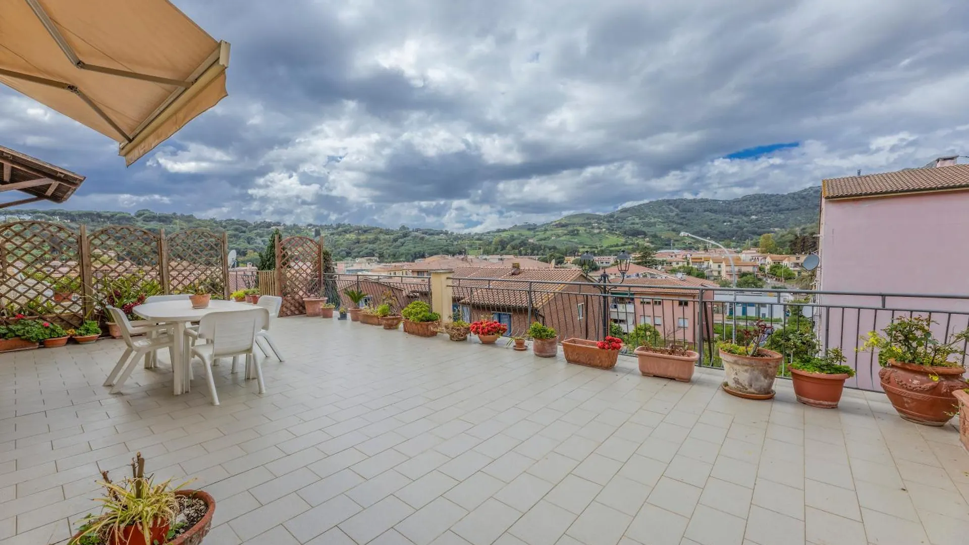 Appartamenti Lilly A Porto Azzurro 0*,  Italy